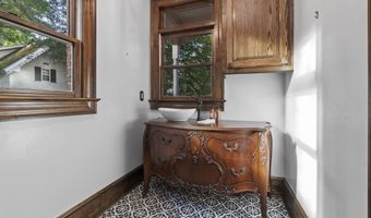 415 Pine St, Camden, SC 29020