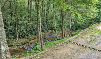 166 Charlie Hicks Rd, Banner Elk, NC 28604