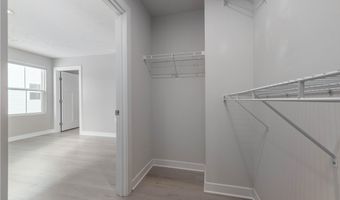 373 Pebble Creek Ct, Amherst, OH 44001