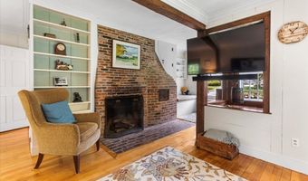 113 Ashland St, Abington, MA 02351