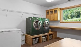 1106 Upper Cow Creek Rd, Azalea, OR 97410