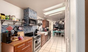 36 W Davis Ln, Avondale, AZ 85323