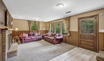 109 Cimarron Ct, Apple Valley, MN 55124
