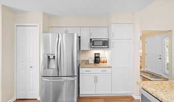 447 Sumark Way, Ann Arbor, MI 48103