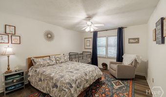 220 Eaglewood Ct, Athens, GA 30606