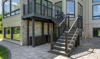 5636 Meadow Ln, Ann Arbor, MI 48105