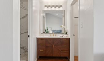 1034 Trellis Ln, Alameda, CA 94502