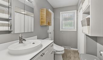 86 Carl Dr NE, Ada, MI 49301