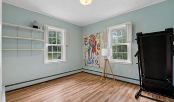 345 W Auburn Rd, Auburn, ME 04210