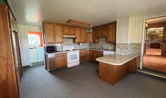 9 E Rich Ln, Blackfoot, ID 83221