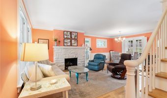 220 W Pine St, Wooster, OH 44691