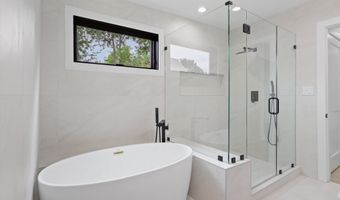 2007 S JOYCE St, Arlington, VA 22202