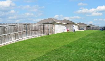 1004 Village Dr, Altus, OK 73521