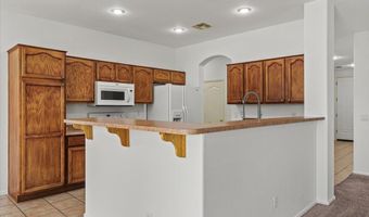 381 N BELL Pl, Chandler, AZ 85225