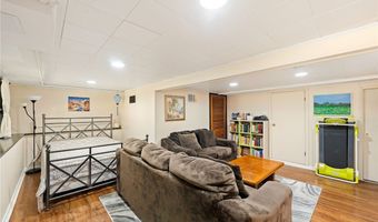 505 Cedar Ave, East Greenwich, RI 02818