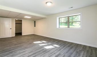 905 Northdale Dr, Alton, IL 62002