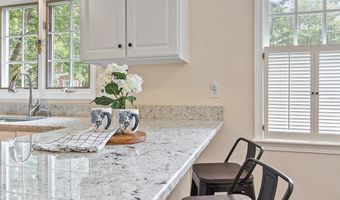 28 Old Harvard Rd, Boxborough, MA 01719