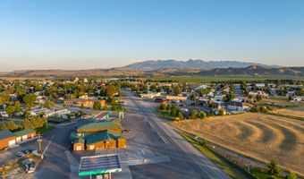228 Big Timber Loop, Big Timber, MT 59011