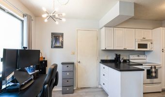 944 Sunburst Ln, Altoona, IA 50009