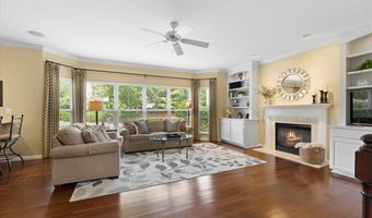226 Arbor Trails Dr, Ballwin, MO 63021