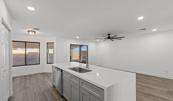 14 N KIMBERLY Dr, Casa Grande, AZ 85122
