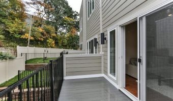 3811 LAURISTON St, Philadelphia, PA 19128