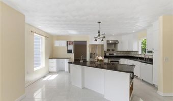 57 Hunters Crossing Dr, Coventry, RI 02816