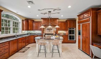 434 MEETINGHOUSE Rd, Ambler, PA 19002