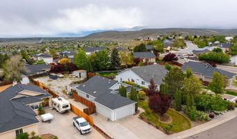 881 Valley Vista Dr, Carson City, NV 89705