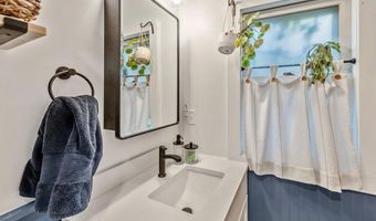 77 Sherman St, Burlington, VT 05401