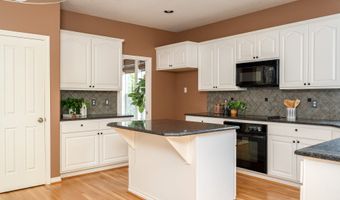11855 SW FINCH St, Beaverton, OR 97007