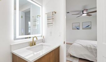 490 MAKO Dr, Atlantic Beach, FL 32233