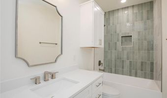 3406 Scoggins Rd, Bentonville, AR 72713
