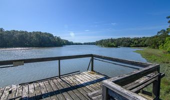 24324 ADAMS HILL Dr, Accomac, VA 23301