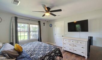 120 Swain Ave, Boiling Springs, SC 29316