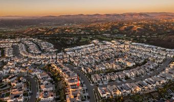 13722 Canyon Loop Trl, San Diego, CA 92130