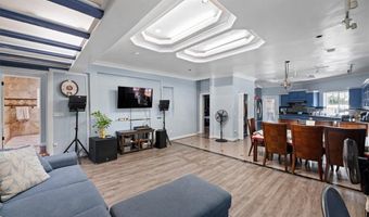 221 W Le Roy, Arcadia, CA 91007