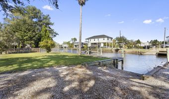 11046 New York St, Bay St. Louis, MS 39520