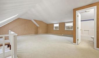 22 Cortland Cir, Bangor, ME 04401