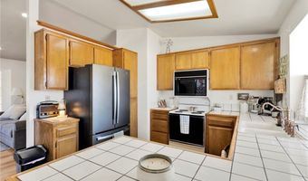 21930 Mohican Ave, Apple Valley, CA 92307
