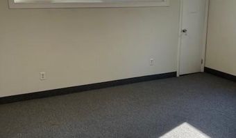 133 Central St 2L, Warwick, RI 02886