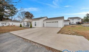 7570 Hustleville Rd, Albertville, AL 35951