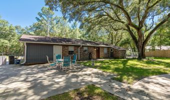 1 Country Manor Rd, Beaufort, SC 29906