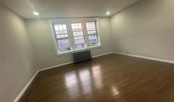 422 Avenue C, Bayonne, NJ 07002