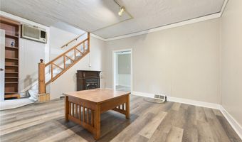 541 8th St, Ambridge, PA 15003