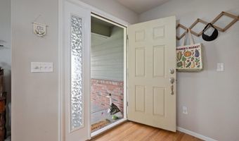 1513 SUNNY Hl, Cheyenne, WY 82001