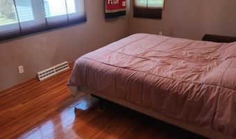 1703 E Mcgregor St, Algona, IA 50511