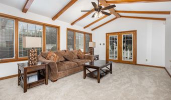 247 MILLER Rd, Akron, PA 17501