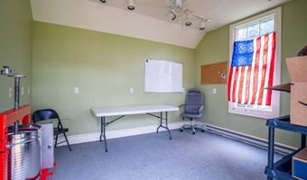 260 N Main St, Amherst, VA 24521