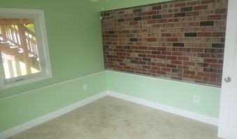 5008 REGINA Dr, Annandale, VA 22003